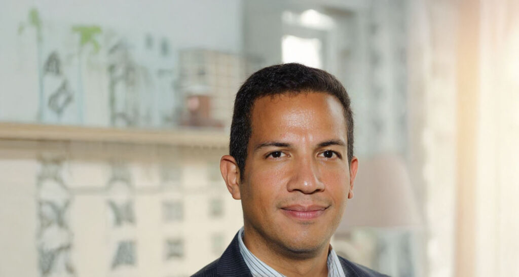 Dr. Juan Pena, PhD, LCSW, anxiety therapist serving New York and Florida